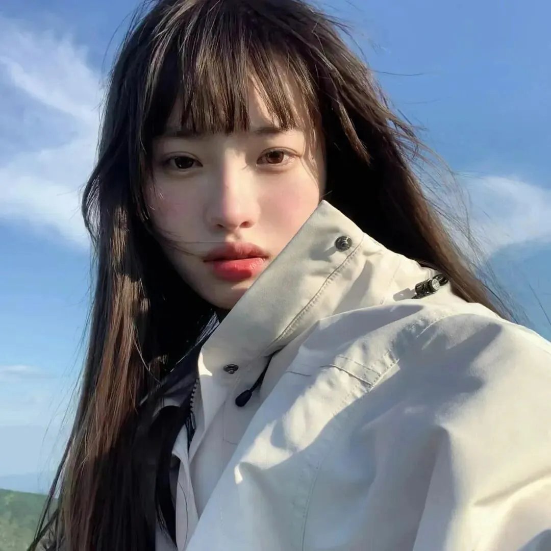 九天海报